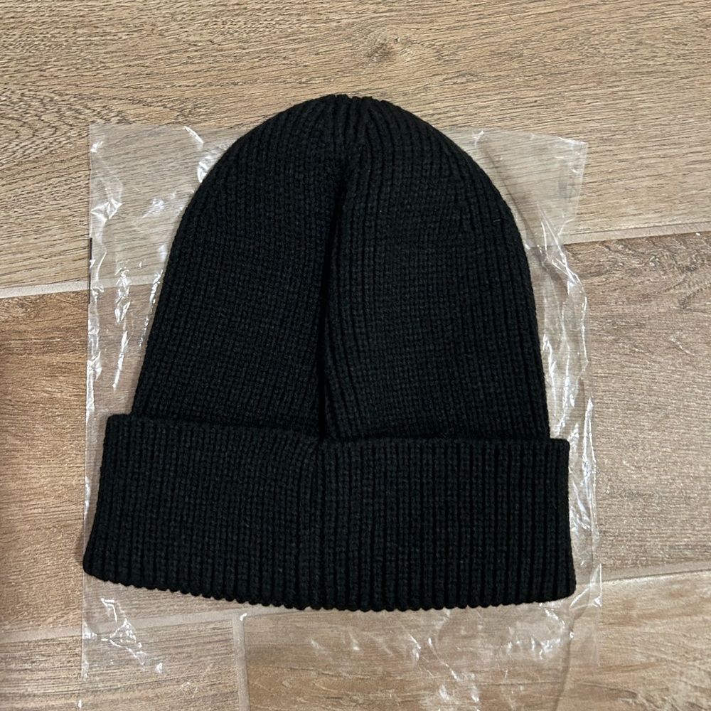Black Beanie Hat - Picture 2 of 4